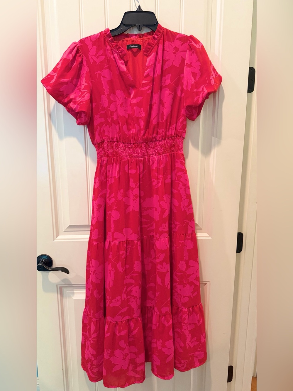 Fashion Dress Small Maxi Bright Pink Floral Tiered Dress EUC Lined